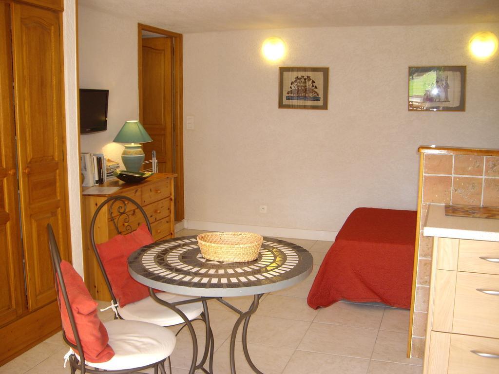 Apartamento Agréable Location au coeur du vignoble DOMINICI THERESE Patrimonio Habitación foto